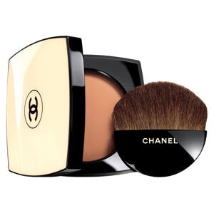 Chanel Rozjasňující pudr Les Beiges SPF 15 (Healthy Glow Sheer Powder) 12 g 70