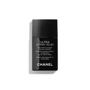 Chanel Tekutý make-up SPF 15 Ultra Le Teint Velvet (Blurring Smooth Effect Foundation) 30 ml 10 Beige